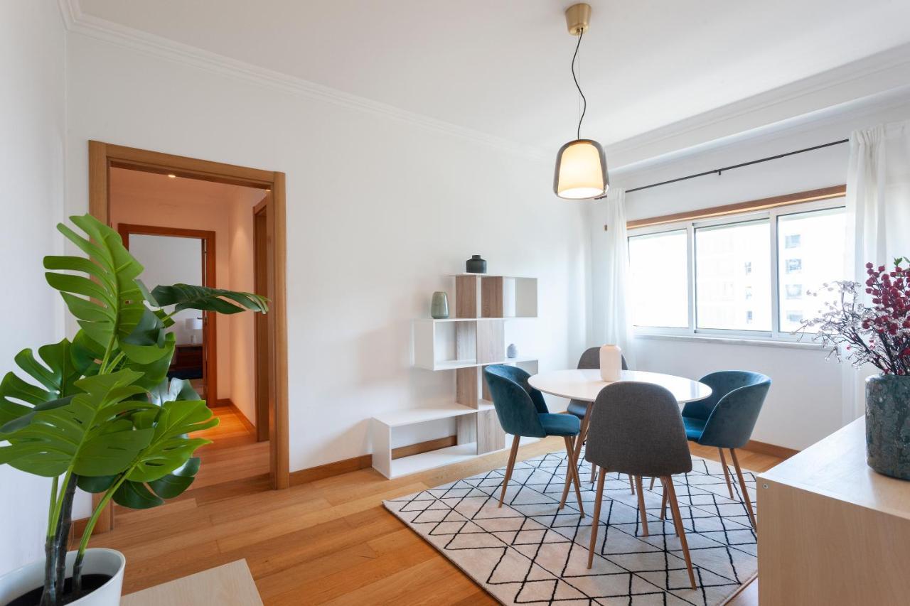 Central Orient Residence - Modern, Spacious And Sunny! By The River! Lisbon Exterior photo